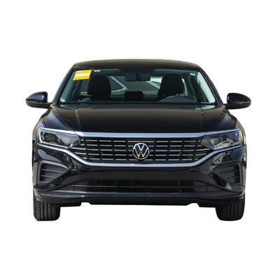 Giá tốt. Direct 2023 phiên bản của Volkswagen / gen PASS / AT Auto Sedan với không gian lớn và hộp số tự động trực tuyến