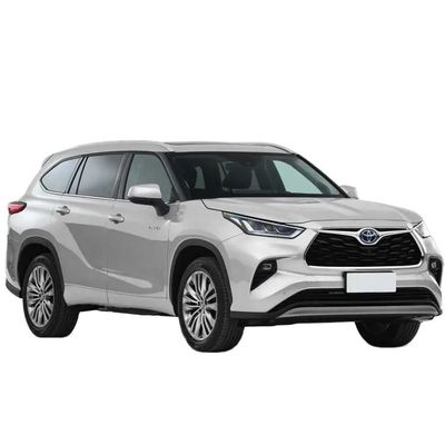 Giá tốt. Được sản xuất năm 2023 To-yota Highlander Sedan Xe lái tay trái Cửa sổ phía sau điện từ Sedan được sản xuất trực tuyến
